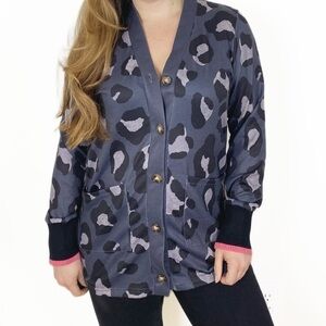 NEW NWT LUUKSE Grey Leopard Print Button Front Cardigan Shirt Lightweight Medium